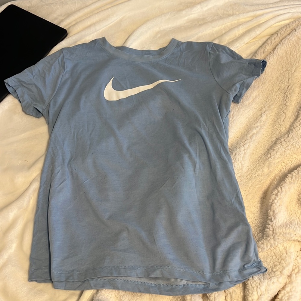 nike tee